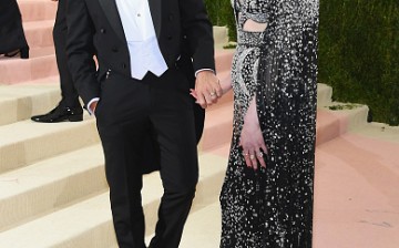 Couple Nicole Kidman and Keith Urban attended the 'Manus x Machina: Fashion In An Age Of Technology' Costume Institute Gala at Metropolitan Museum of Art on May 2, 2016 in New York City. 