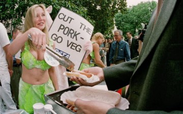 Former Playboy Playmate Kari Kennell serves vegetarian ''Not Dogs'' at PETA's meat-free dog party, July 19, 2000 on Capitol Hill in Washington.