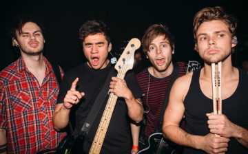 5SOS supports Niall Horan's solo career 