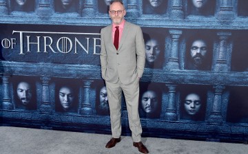 Cast member Liam Cunningham reveals impact of Shireen's death on Davos and Melisandre's relationship.