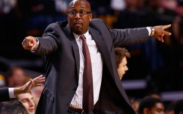 Former Lakers and Cavs head coach Mike Brown.