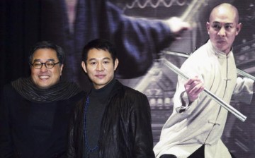 Chinese actor Jet Li (R) and director Ronny Yu attend a news conference after the premiere of his movie 'Fearless' on February 23, 2005 in Seoul, South Korea. The movie 'Fearless' will be released in South Korea on March 16, 2006.