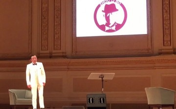 Zhou Libo entertains the crowd at Stern Auditorium/Perelman Stage at Carnegie Hall in New York City on July 8, marking his debut at the eminent performance venue.