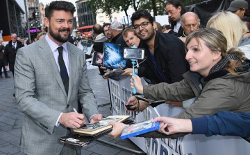 Karl Urban attends the UK Premiere of Paramount Pictures 