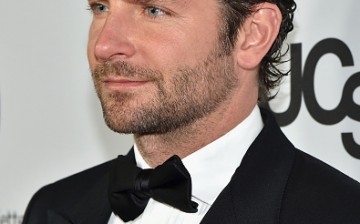 Bradley Cooper plays Navy Seal Chris Kyle in 