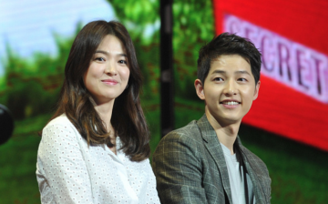One of the operators of Song Joong Ki's fan café has issued an apology after getting embroiled in an embezzlement scandal.