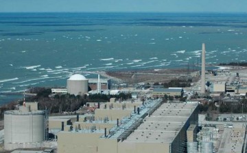 The CANDU Bruce Nuclear Generating Station in Ontario is the largest nuclear power plant in the world.