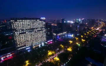 Alipay moved its headquarters from Huangzhou to Shanghai.