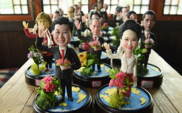 World Peace Dream, a collection of clay sculptures of G20 leaders, was created by Wu Xiaoli, an inheritor of China's intangible cultural heritage, to celebrate the upcoming G20 Hangzhou summit. 