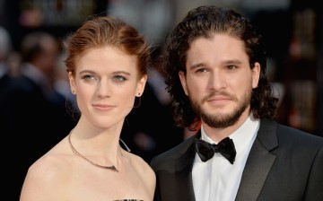 Rose Leslie and Kit Harington attend The Olivier Awards with Mastercard at The Royal Opera House on April 3, 2016 in London, England.   