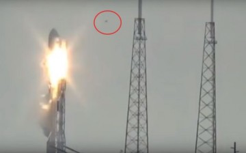 Alleged UFO (inside red circle) destroys SpaceX Falcon 9 on Sept. 1.