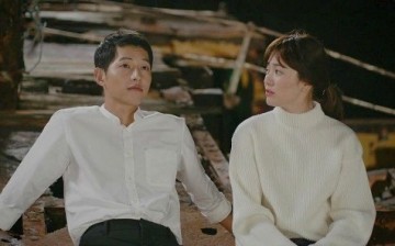 Song Joong-Ki and Song Hye-Kyo star in the KBS 2TV drama 'Descendants of the Sun.'