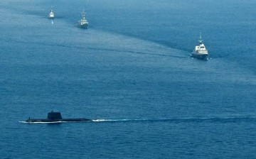 Australian submarine and other warships in Bersama Lima 2014.    
