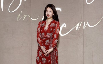 Singer Suzy from Miss A attends the Burberry Seoul Flagship Store Opening Event on October 15, 2015 in Seoul, South Korea.