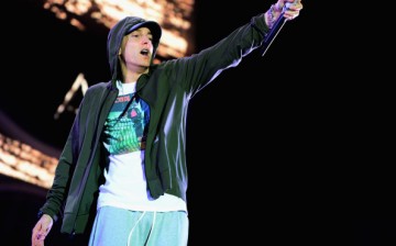 Eminem performs at Samsung Galaxy stage during 2014 Lollapalooza Day One at Grant Park on August 1, 2014 in Chicago, Illinois.    