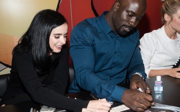 Krysten Ritter and Mike Colter attends the Netflix Presents The Casts Of Marvel's Daredevil And Marvel's Jessica Jones At New York Comic-Con at Jacob Javits Center on October 10, 2015 in New York City. 
