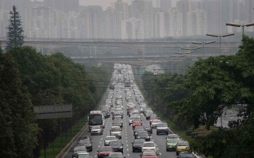 Traffic congestion is one of the major causes of air and noise pollution in China.