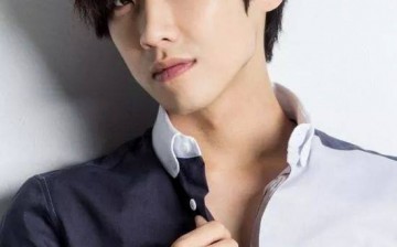 South Korean actor Lee Joon opens up about the difficulties of shooting intimate kissing scenes in front of the camera.