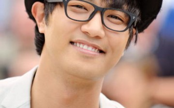 Jin Goo attends the 'Mother' photocall held at the Palais Des Festivals during the 62nd International Cannes Film Festival on May 16, 2009 in Cannes, France. 