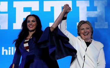 Hillary Clinton Campaigns with Katy Perry in crucial States ahead of the Presidential election
