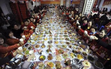 Eating soup during the colder weather in China is a great way to keep warm, especially since chilly dry wind often accompanies drafty weather. 