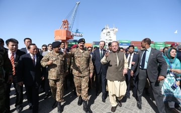 Pakistan Prime Minister Nawaz Sharif and Pakistan Army chief General Raheel Sharif attend the opening ceremony of a pilot trade project  in Gwadar port.