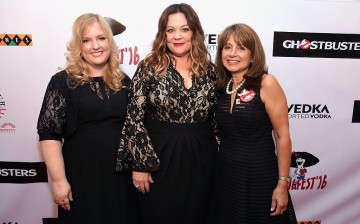(L-R) Sarah Baker, Melissa McCarthy, and Lily Safani attend Gildafest '16 at Carolines On Broadway on July 12, 2016 in New York City.