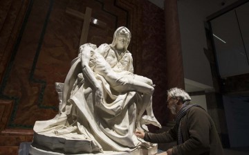 A duplicate of Michelangelo's Pieta is on display during the exhibition,The Divine Michelangelo, at the Shanghai Modern Art Museum in Shanghai, Dec. 25, 2016.