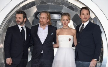  Actor Michael Sheen, director Morten Tyldum, Jennifer Lawrence and Chris Pratt attend the premiere of Columbia Pictures' 'Passengers' at Regency Village Theatre on December 14, 2016 in Westwood, California.