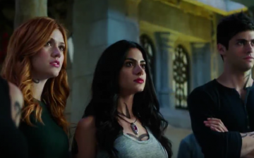‘Shadowhunters’ Season 2, episode 2 live stream, where to watch online ‘A Door Into the Dark’ plus spoilers