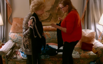 Debbie Reynolds and Carrie Fisher featured in the HBO documentary 