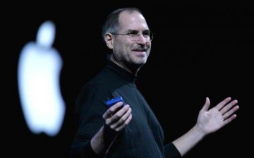 Apple CEO Steve Jobs delivers a keynote address at the 2005 Macworld Expo on Jan. 11, 2005.
