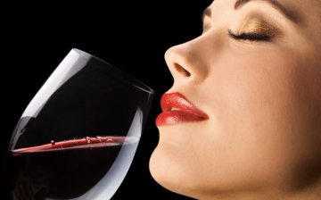 You can Lose Weight drinking wine!