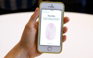 The new iPhone 5S with fingerprint technology