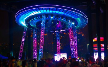 Visitors crowd around a light work during Guangzhou International Light Festival on Nov. 22, 2016, in Guangzhou, one of Guangdong's first-tier cities.