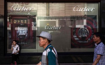 Chinese consumers are starting to rediscover the joys of buying luxury goods--but this time, only for themselves. 