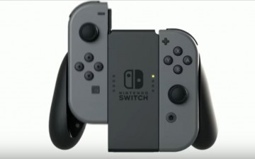 A Nintendo Switch is displayed while showcasing the versatility of the device. 