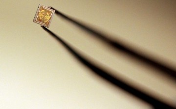Princeton University researchers have drastically shrunk the equipment for producing terahertz from a tabletop setup.           
