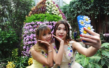 Expats in Shanghai are annoyed at the selfie obsession on WeChat.