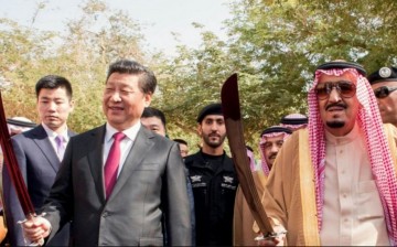 President Xi Jinping visited Saudi Arabia to strengthen cooperation between the Middle East and China.