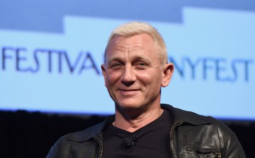 Daniel Craig speaks onstage during The New Yorker Festival 2016 - Daniel Craig Talks With Nicholas Schmidle at MasterCard Stage at SVA Theatre on October 7, 2016 in New York City.   