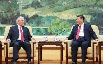 Secretary of State Rex Tillerson speaks with Chinese President Xi Jinping.