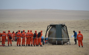 Shenzhou-11's Return to Earth