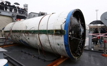 South Korea retrieves a piece of the nuclear missile launched by North Korea.