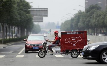 Through a deal with JD.com, Unilever is set to expand its e-commerce presence in China.