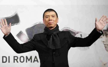 Feng Xiaogang criticized the success of reality TV adaptations.