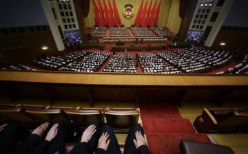 Many people resign from their jobs at the Great Hall of the People after years of working.