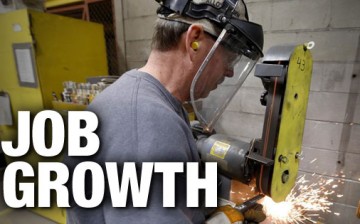 US adds a robust 295K jobs; jobless rate falls to 5.5%