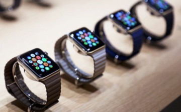 Several Apple Watch models are on display.
