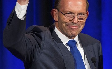 Australian Prime Minister Tony Abbott gestures during a joint news conference during an official two-day visit in Auckland, Feb. 28, 2015. 